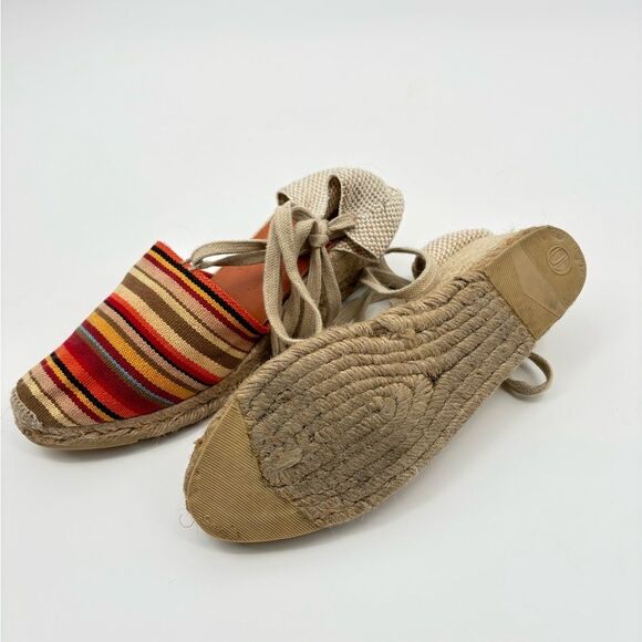 Andre Assous Red and Orange Espadrilles with Jute Sole - Picture 5 of 7